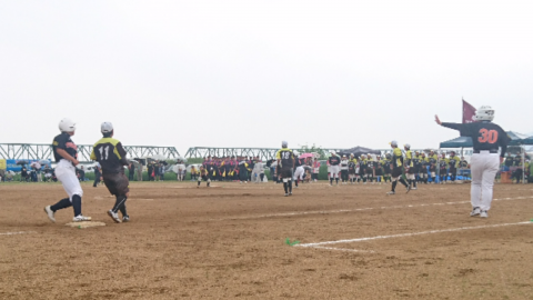 サードストップ